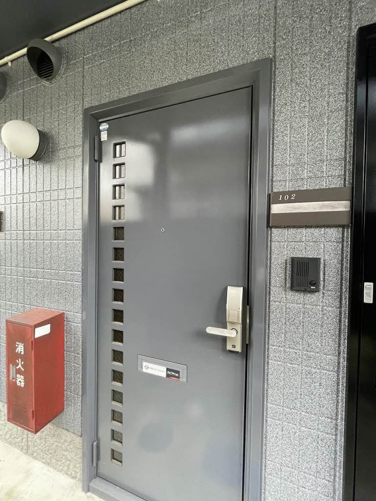 セキュリティ　玄関鍵