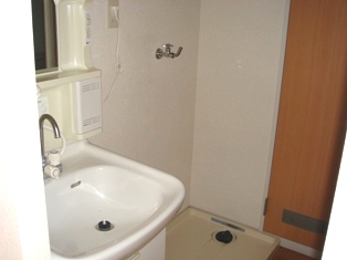 洗面設備　シャンプードレッサー付き洗面所