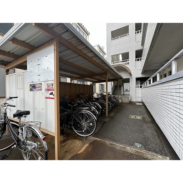 その他　駐輪場