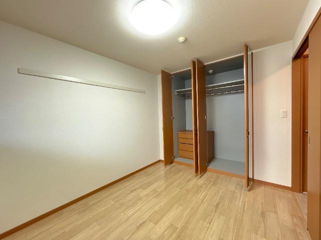 その他　北側洋室