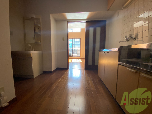 玄関　玄関からの風景です。広々としていいですね。