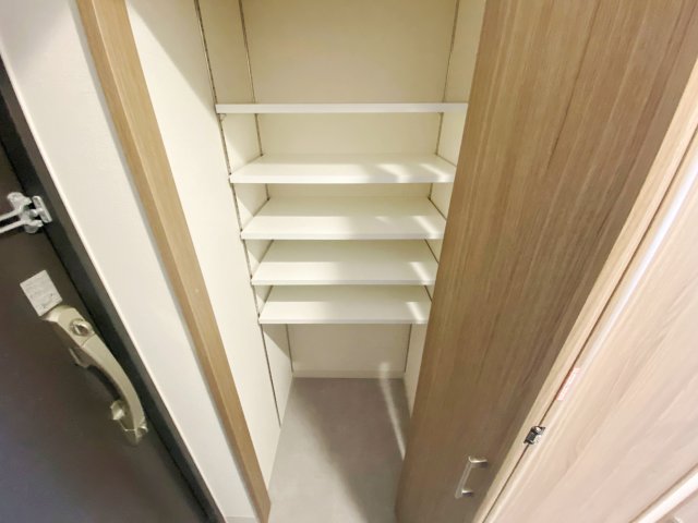 収納
