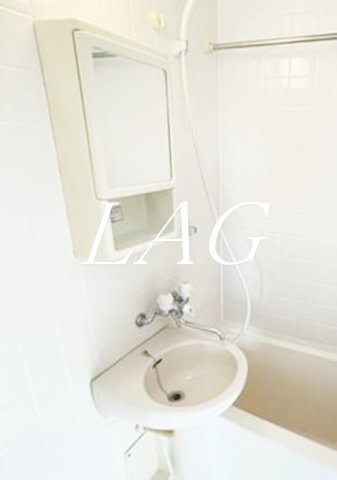 洗面設備　洗面台です。