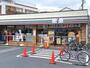 コンビニ　セブンイレブン板橋弥生町店（コンビニ）まで385m