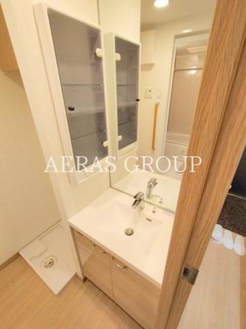 洗面設備　同仕様参考写真