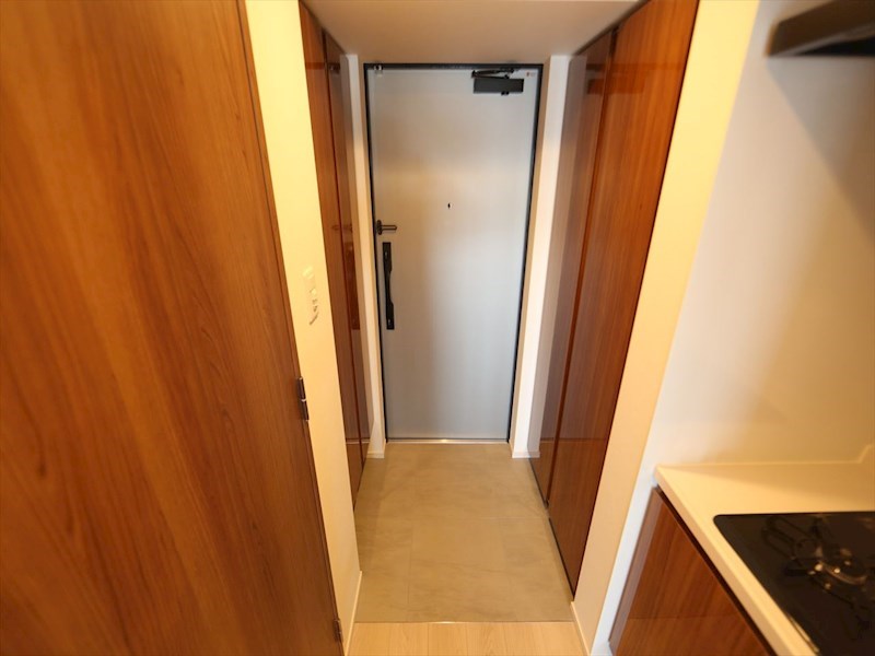 玄関　玄関　シューズボックス付（収納充実してます）