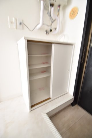 玄関　※参考写真