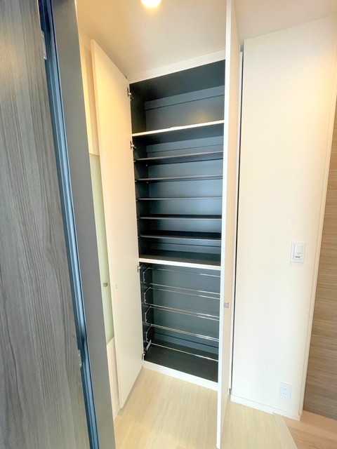 玄関　★玄関シューズボックス、大容量★