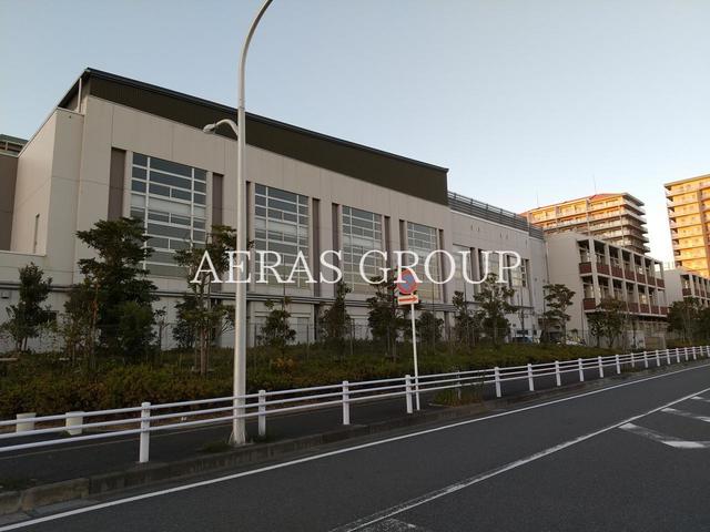 中学校　浦安市立高洲中学校（中学校）まで821m