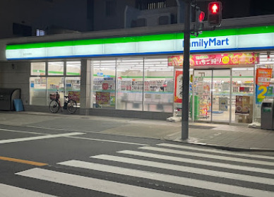 コンビニ　ファミリーマート 西淀川柏里店（コンビニ）まで196m