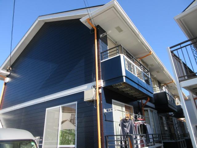 建物外観　外壁塗装済