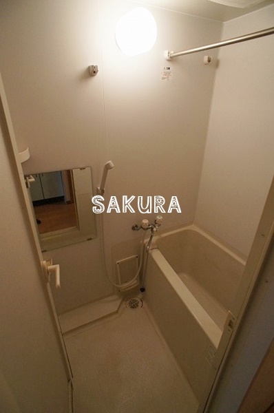 バス・シャワールーム　日々の疲れを癒すお風呂です♪