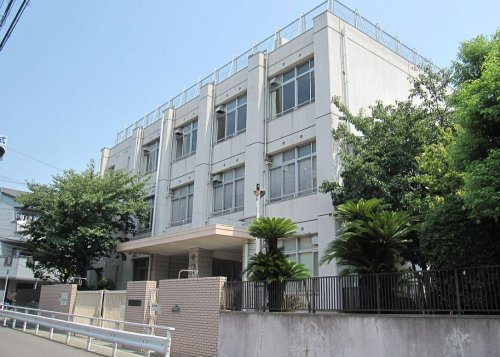 小学校　市岡小学校（小学校）まで631m