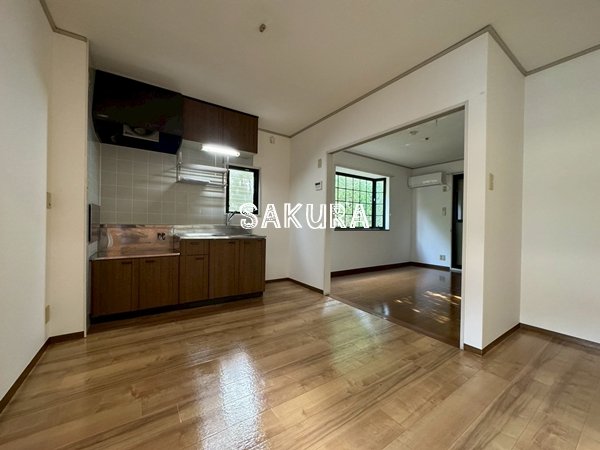 居室・リビング　開放感のあるゆったりとしたお部屋です♪