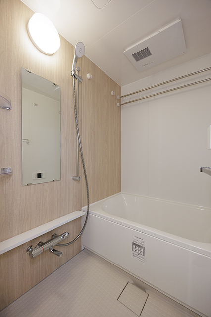 バス・シャワールーム　※写真は同タイプ住戸です。