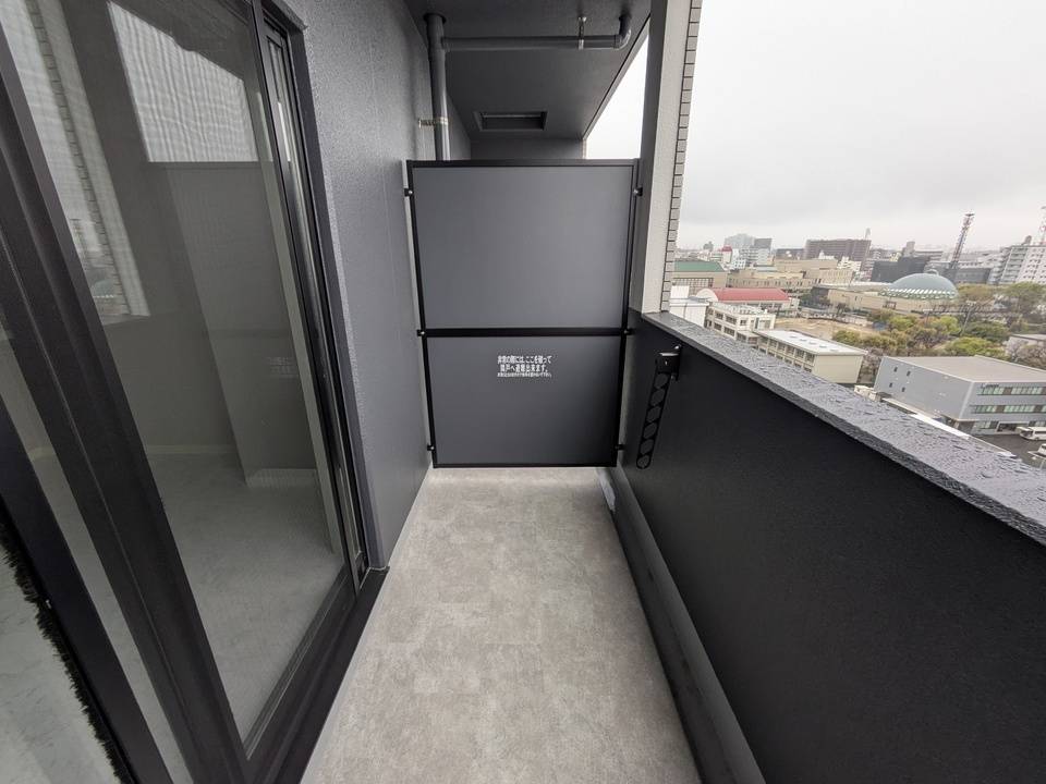 バルコニー　バルコニー