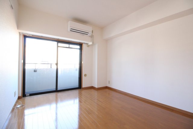 居室・リビング　（別タイプ参考写真）プレール大塚北　豊島区巣鴨4