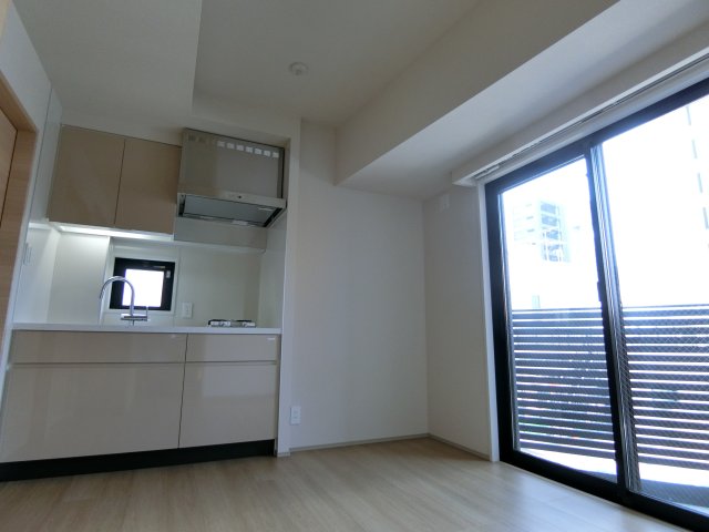 キッチン　コンパクトなキッチンで掃除もラクラク