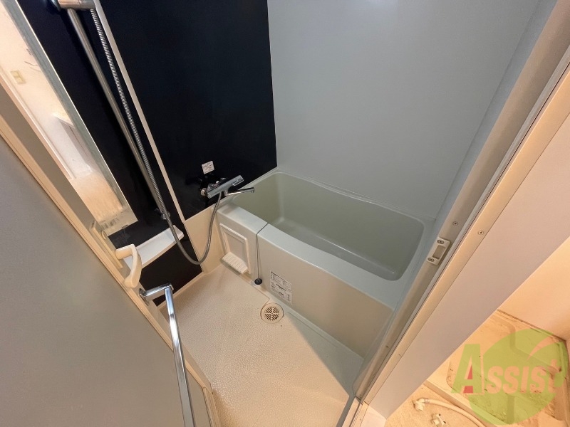 バス・シャワールーム　お風呂です。ゆっくりお風呂につかるのも体に良いですね～