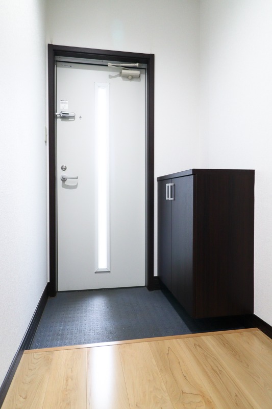 玄関　図面と現状に相違がある場合には現状を優先