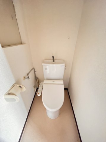 トイレ　清潔感のあるトイレです