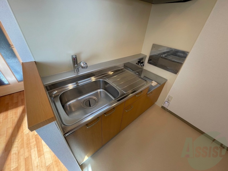 キッチン　キッチンはスペースも広々していて使いやすそうですよ！