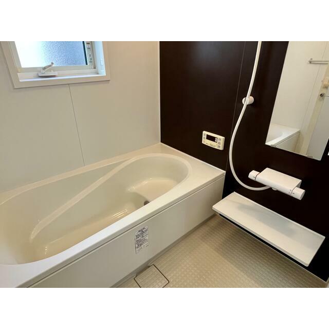 バス・シャワールーム　１坪タイプの追焚給湯バス