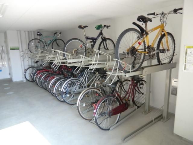 その他　駐輪場あり