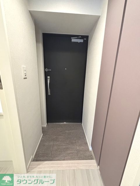 玄関　※写真は同タイプ住戸です。