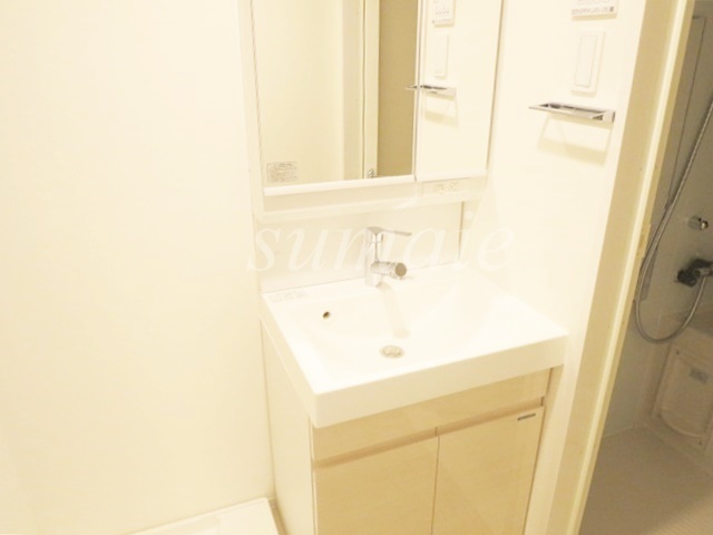 洗面設備　独立洗面台付きです♪