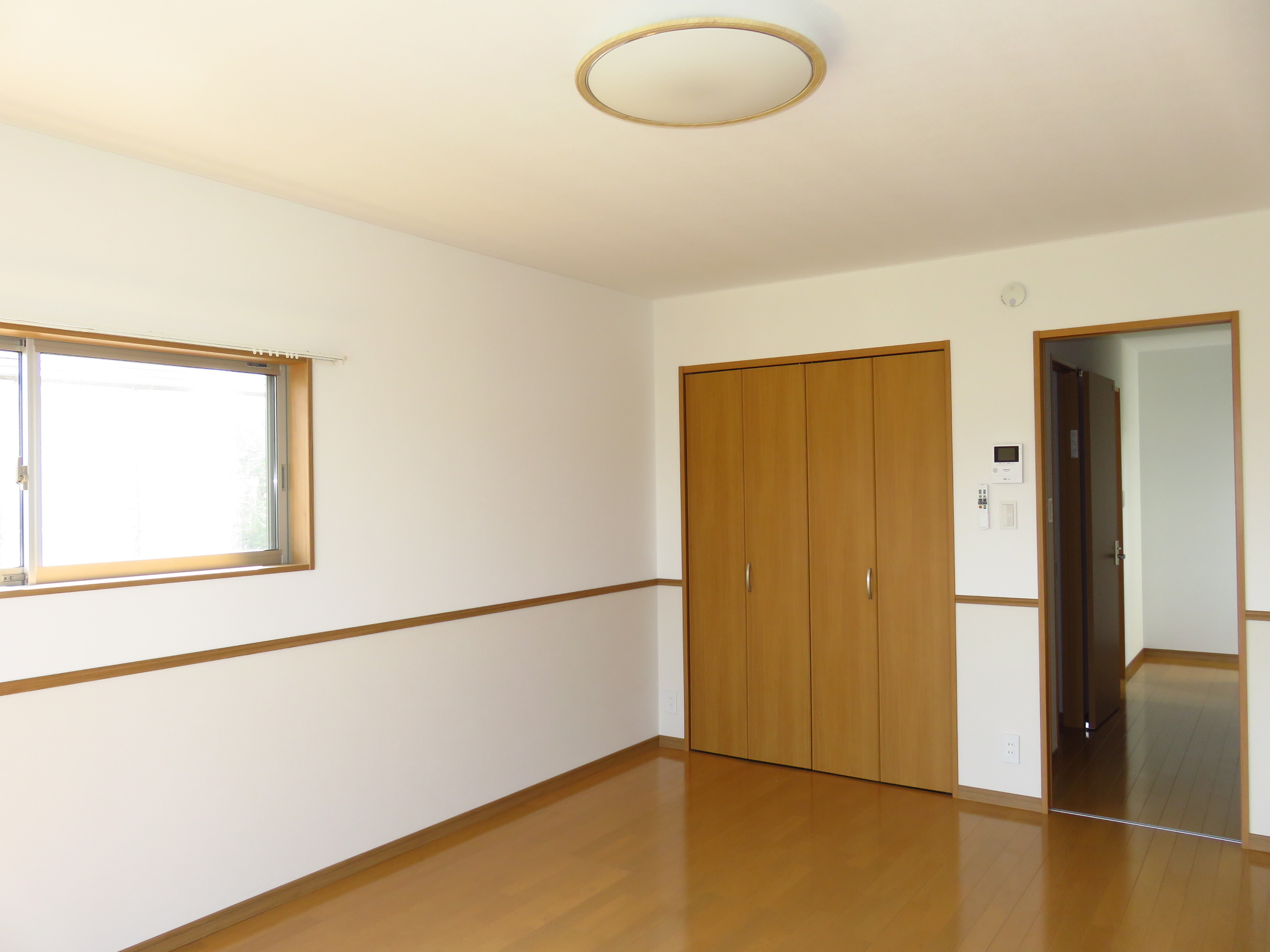 その他　平成３０年３月完成オール電化アパート！