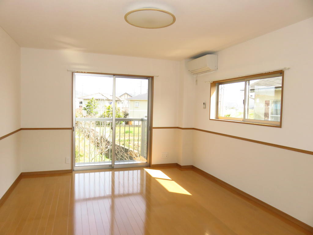 居室・リビング　平成３０年３月完成オール電化アパート！