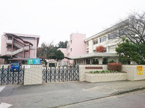 小学校　河和田小学校（小学校）まで713m