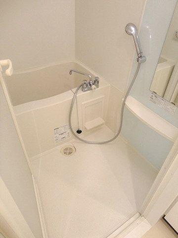 バス・シャワールーム　★お問い合わせはタウンハウジングまで★