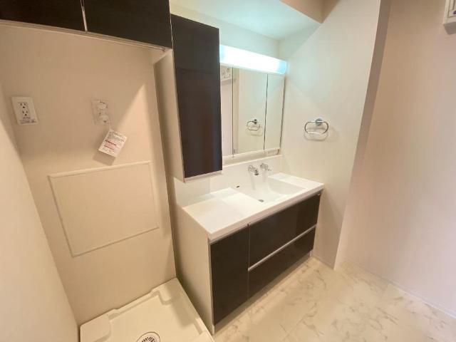 洗面設備　洗髪洗面化粧台