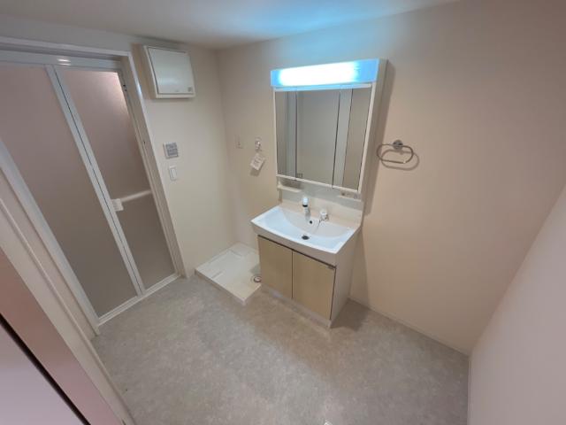 洗面設備　洗髪洗面化粧台