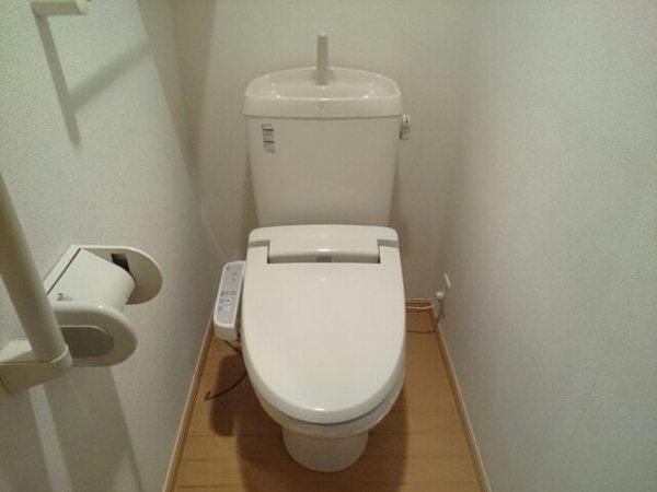 トイレ　ウォシュレット！