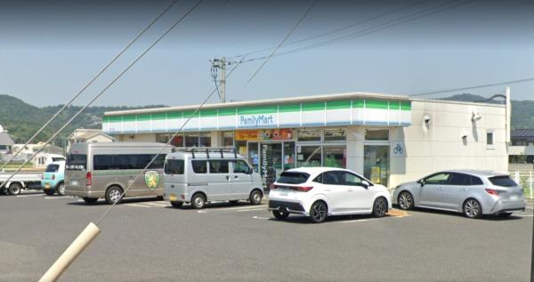 コンビニ　ファミリーマート倉敷下庄店（コンビニ）まで772m
