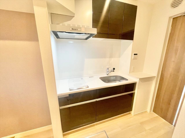 キッチン　同じタイプのお部屋の内装写真転載