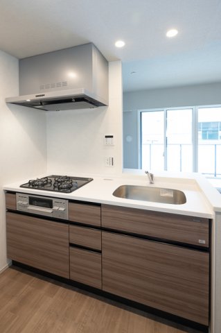 キッチン　※写真は同タイプ住戸です。