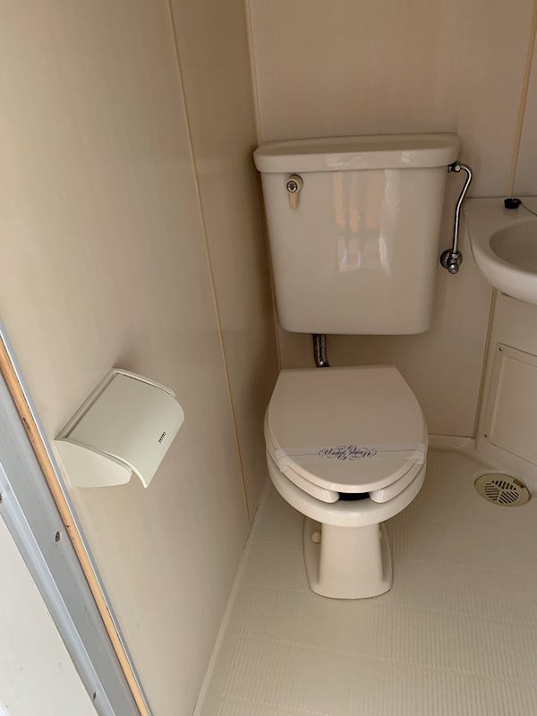 トイレ　※別室参考写真