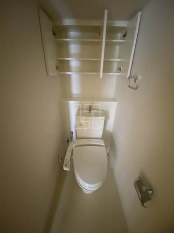 トイレ　クロスレジデンス大阪新町　温水洗浄便座