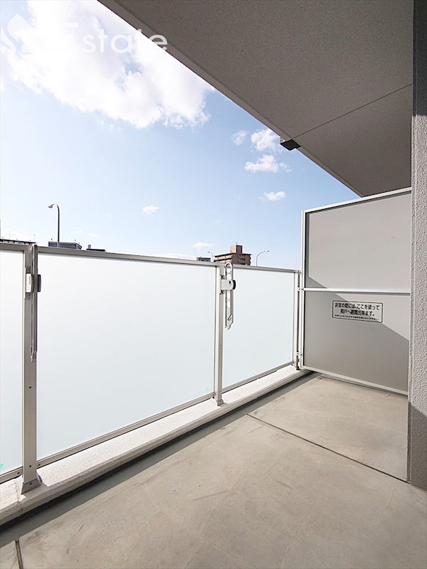 バルコニー　ベランダ