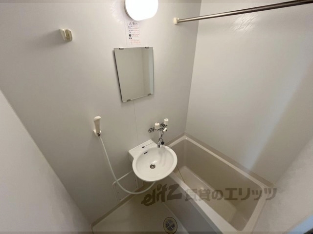 バス・シャワールーム　ユニットバス