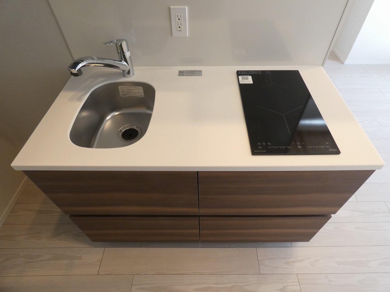 キッチン　キッチン