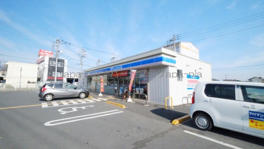 コンビニ　ローソン川越石田店（コンビニ）まで108m