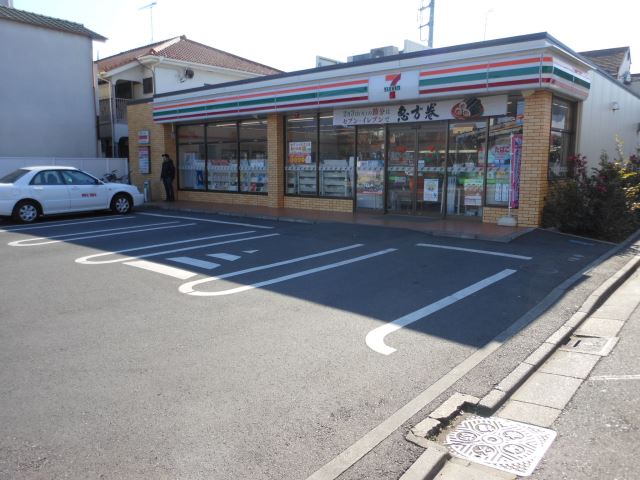 コンビニ　セブンイレブン（コンビニ）まで160m