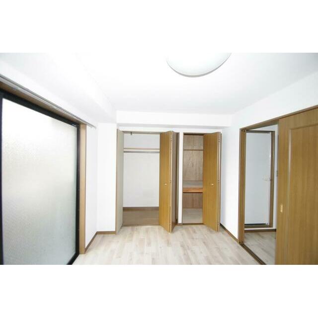 収納　洋間収納