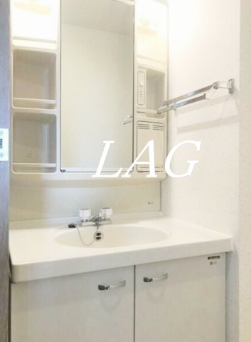 洗面設備　洗面台です。