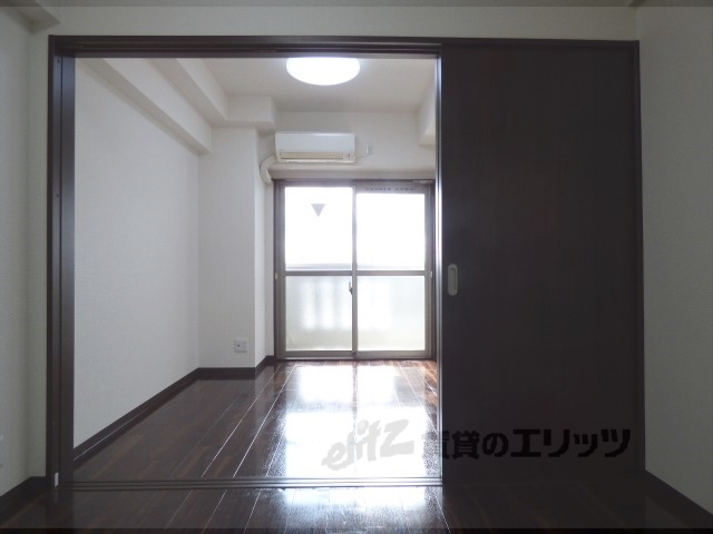 居室・リビング　洋室